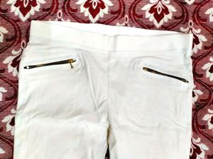 Brand New Unused White Colour Jaggings