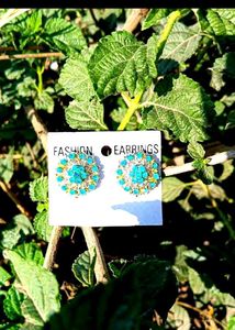 6 Sparkling Earring Stud Set