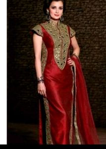 Mirror Silk Kurta Set With Embroidery