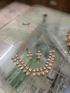 Elegant Kundan Necklace &amp; Earring Set