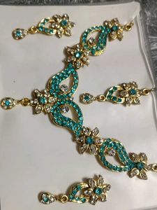 vintage piece &amp; Crystal Jewellery Set