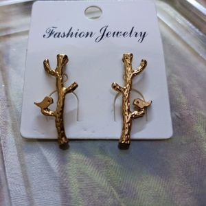 Golden Classy Earrings - Little Bird Charm