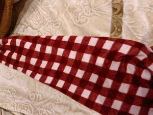 woolen stole