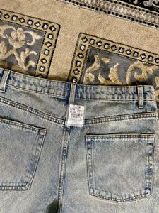 ASOS DESIGN Lightly Washed Baggy Jeans