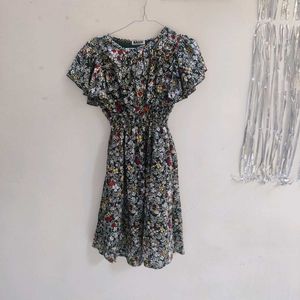 Floral Print Flutter Sleeve Dress