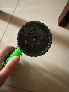 garden hose spray nozzle (water spry gun)