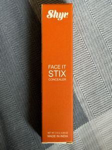 Face It Concealer Stix – HITCHED 01 / Fair Neutral
