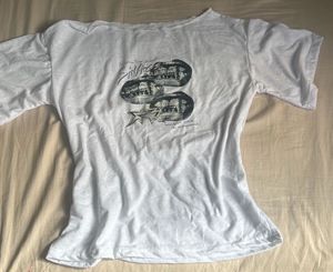 🖤y2k baddie ⛓️Graphic Print Off-Shoulder Tee