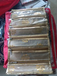 🆕 🆕 Gold Floral Jewellery Organizer Bag