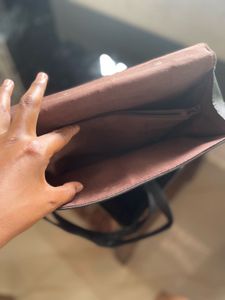 Stylish Vintage Leather Sling Bag