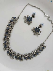 new necklace set