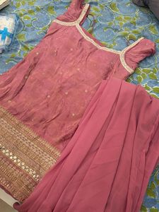 Elegant Pink Kurta Set