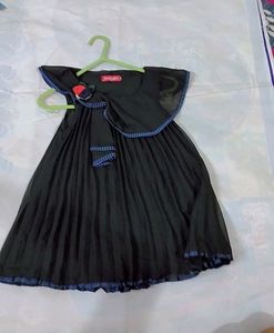 Black Umbrella Top For Girls