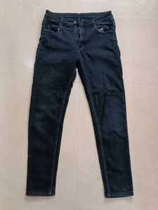 Classic Dark Wash Skinny Jeans