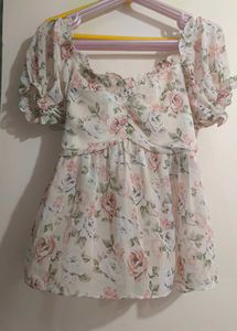 Floral Puff Sleeve Top