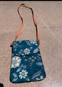 Sling Bag