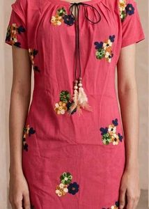 Floral Embroidered Tunic Top