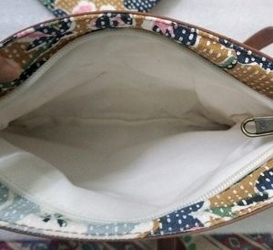 Fiona Sling &amp; Pouch Gift Set.