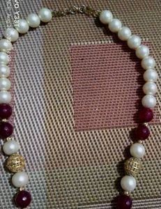 Elegant Pearl &amp; Gemstone Necklace