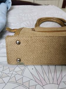 Metro Handbag