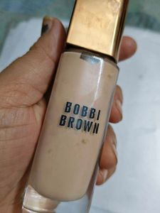 Bobbi Brown Skin Foundation SPF 15 Shade 01