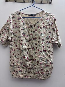 Cream Floral Print Short Sleeve Top