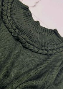 Women Round Neck Pullover