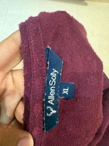 ✨ Allen Solly Textured Plum T-Shirt | Size XL ✨