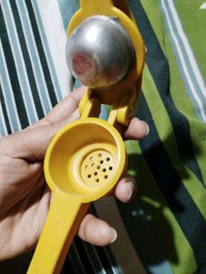 Lemon Squezzer