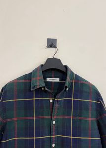 Men's Plaid Button-Up Shirt