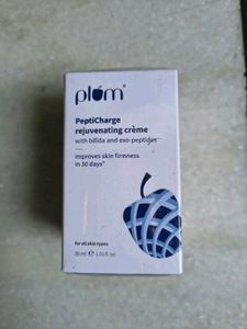 Plum PeptiCharge Rejuvenating Creme