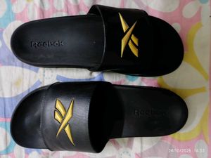 Reebok Comfortable Flip Flops for Men