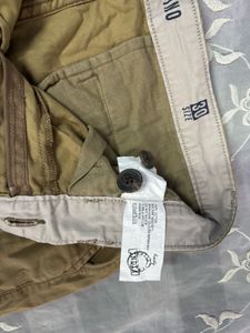 khaki pants