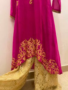 Beautiful thread work pink top with shimmer pant