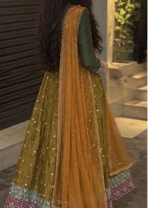 Elegant Olive Green Kurta Set