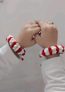 Boho Red & White Beaded Bracelets hind Gajra