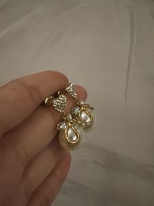 Elegant Pearl Heart Earrings