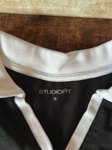 Studiofit Black &amp; White Collared Crop Top