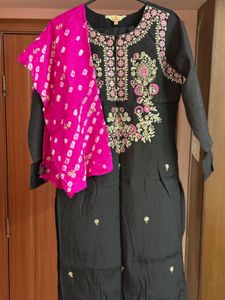 Black Embroidered Kurta Set with Pink Dupatta