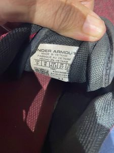 Maroon Running Sneakers