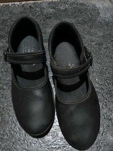 Campus Black shoes (4 To 6 Years)