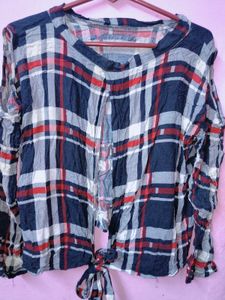 🎀200rs SALE🎀Cold Shoulder Plaid Tie-Front top