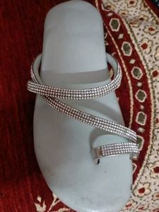 Embroidered Gold Heeled Sandals, zarkan flats