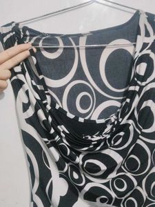 Black &amp; White Swirl Print Top