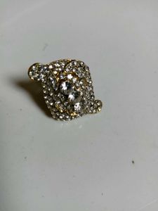 Sparkling Rhinestone Brooch