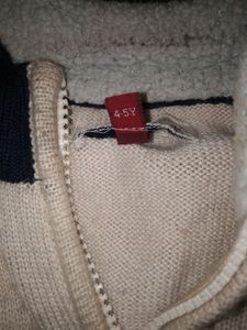 Chain On Neck Woollen Polo Sweater Branded Fo