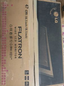 LCD monitor 18.5 inch