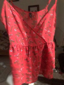 Chic Red Floral Peplum Top