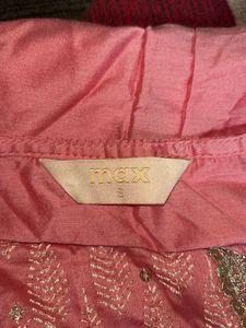 Elegant Pink Suit with Leggings