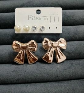 Bow Stud Earrings + 2 Pairs